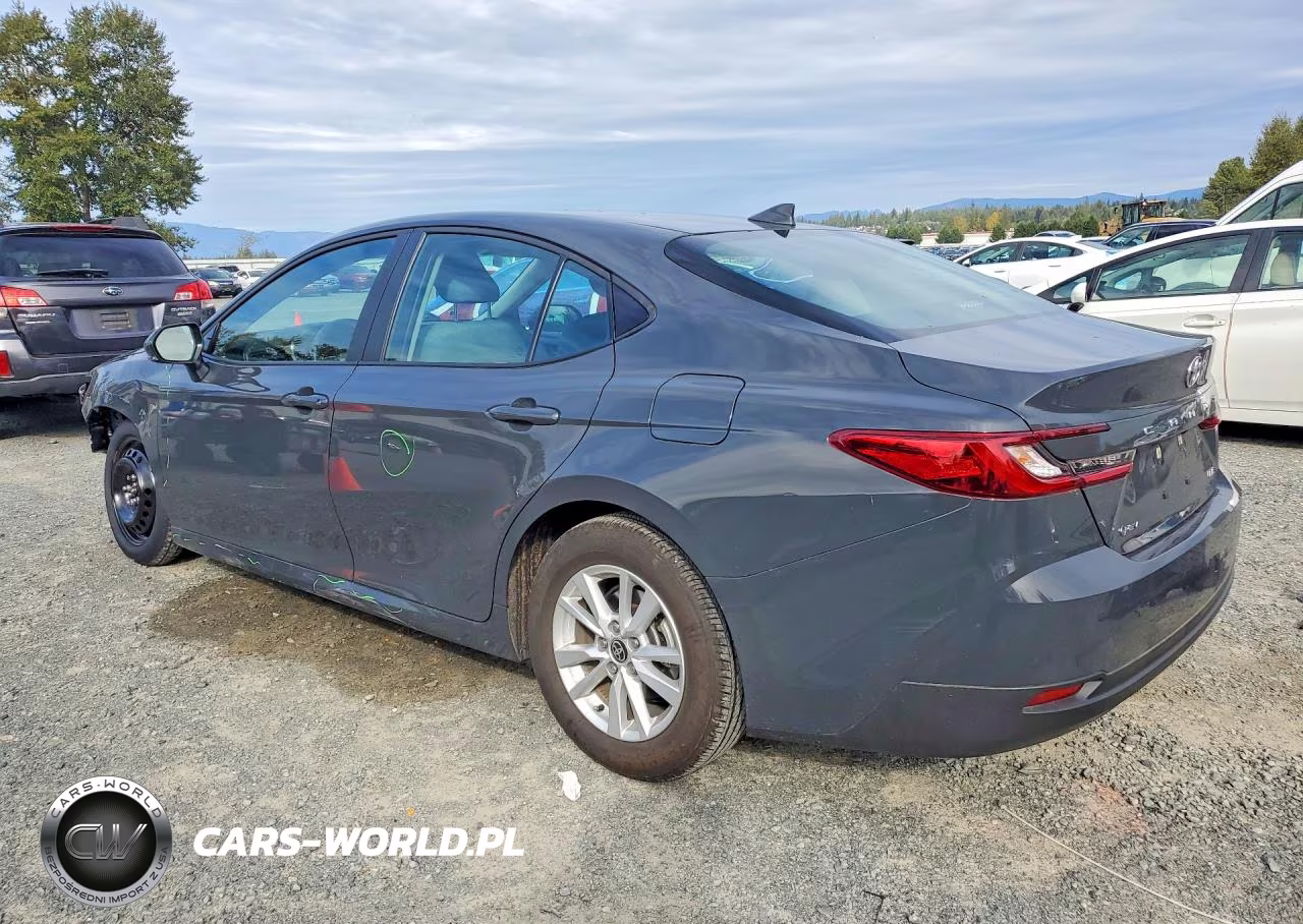 2025 Toyota Camry Le VIN:4T1DAACK5SU145950 - 2
