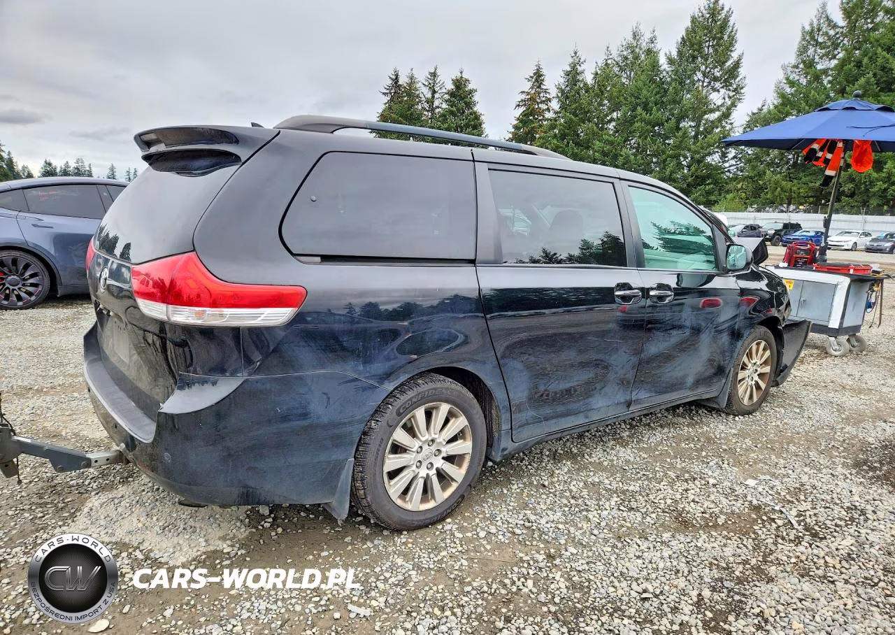 2011 Toyota Sienna Xle 7-Passenger VIN:5TDDK3DC0BS018161 - 3