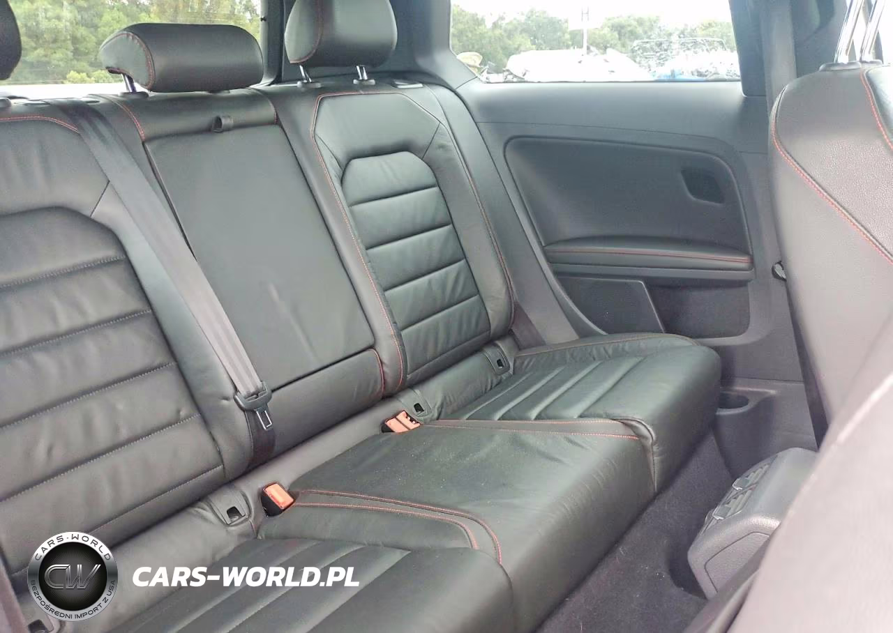 2015 Volkswagen Gti VIN:3VWTT7AU5FM026708 - 10