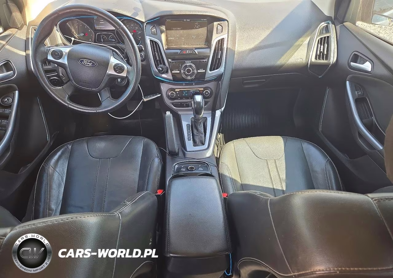 2014 Ford Focus Titanium VIN:1FADP3N29EL204977 - 8
