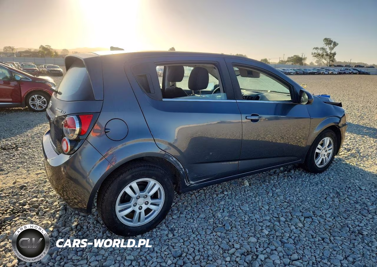 2013 Chevrolet Sonic Lt VIN:1G1JC6SG8D4229574 - 3