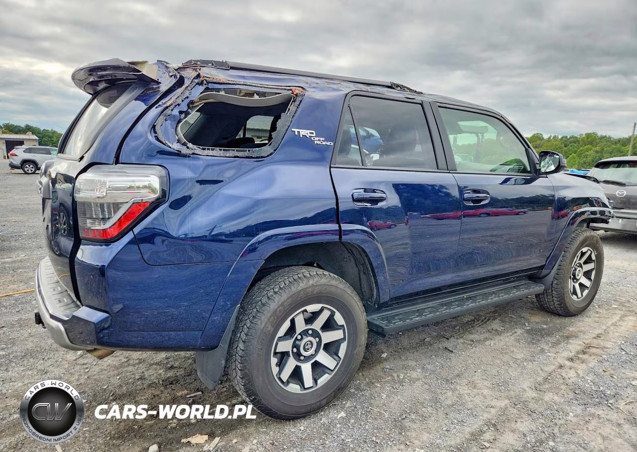 2024 Toyota 4Runner Trd Off-Road VIN:JTEPU5JR2R6282984 - 3