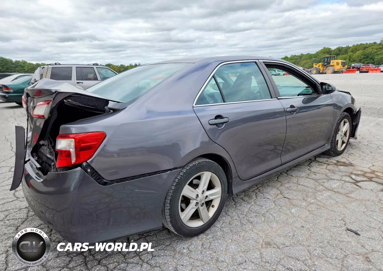 2013 Toyota Camry Se VIN:4T1BF1FKXDU281806 - 3