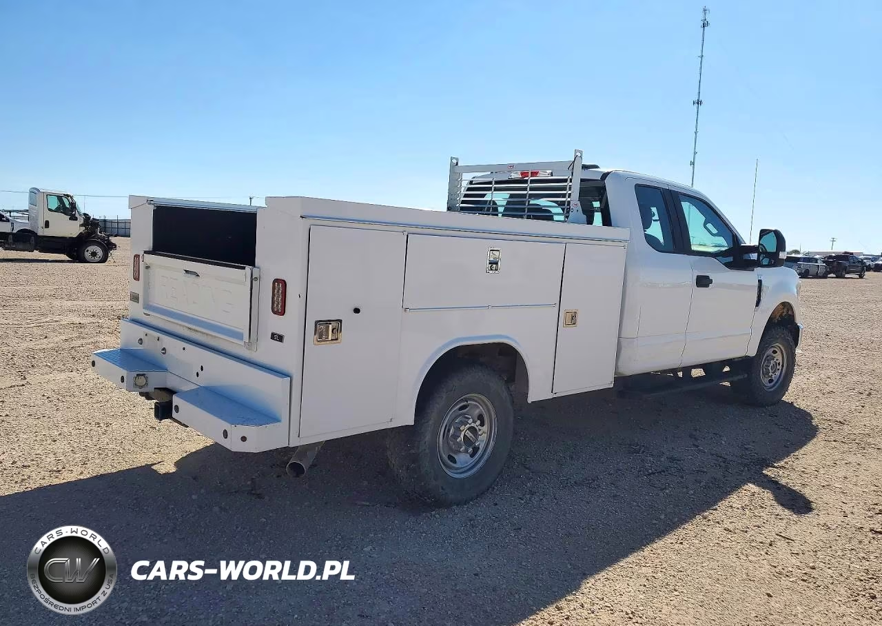2020 Ford F250 Super Duty VIN:1FT7X2B65LEC74633 - 3