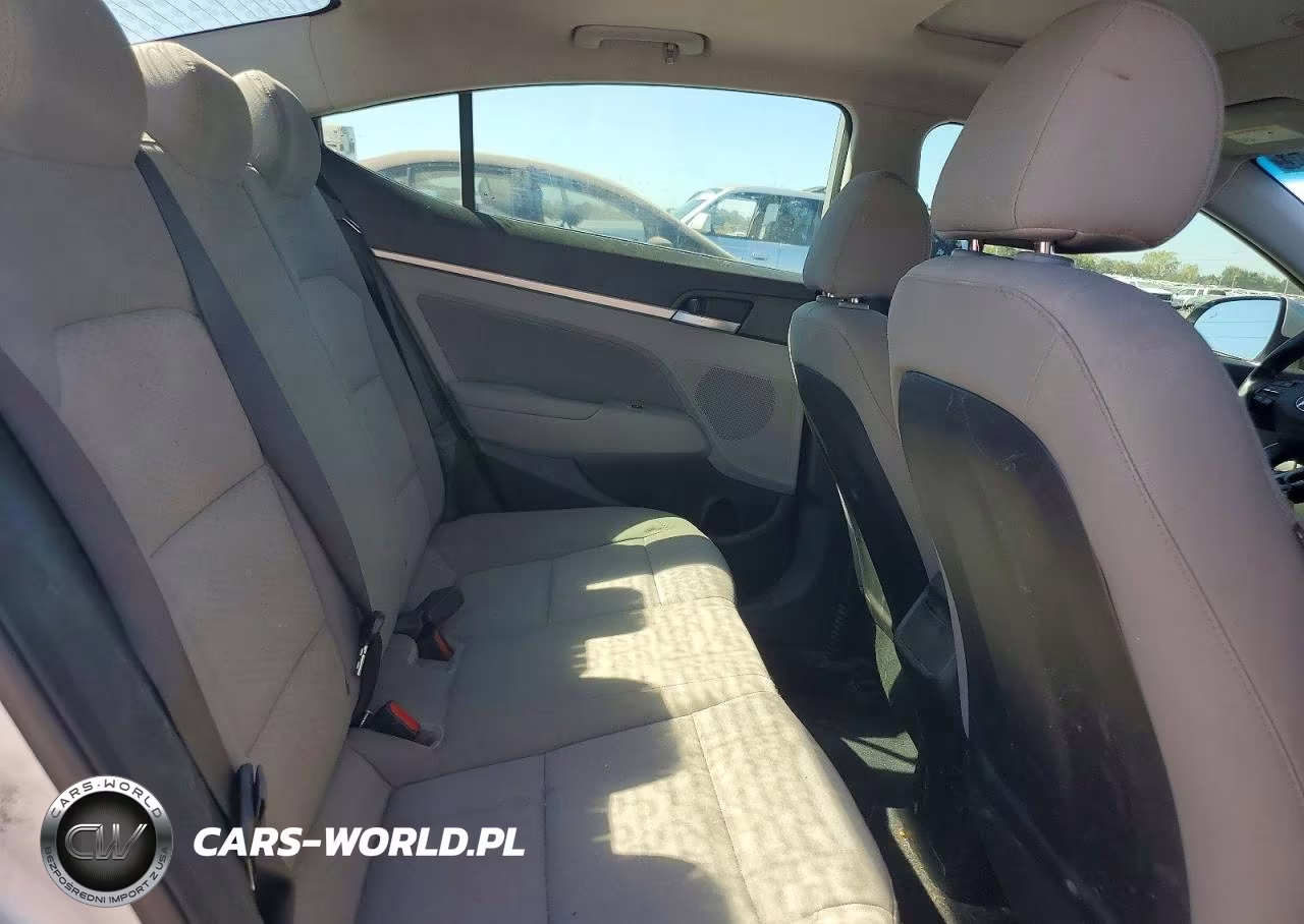 2019 Hyundai Elantra Value Edition VIN:5NPD84LF7KH446265 - 10