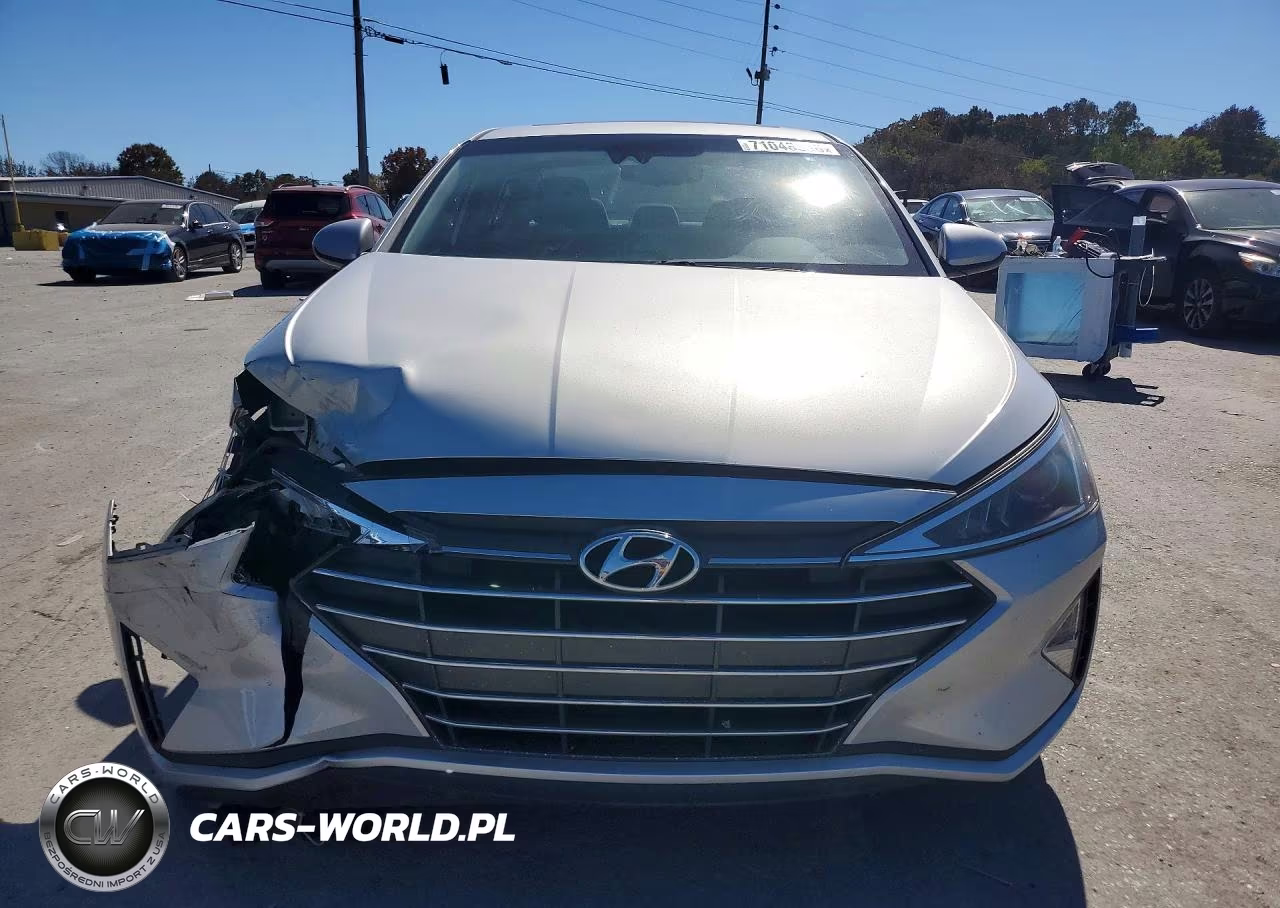 2019 Hyundai Elantra Value Edition VIN:5NPD84LF7KH446265 - 5