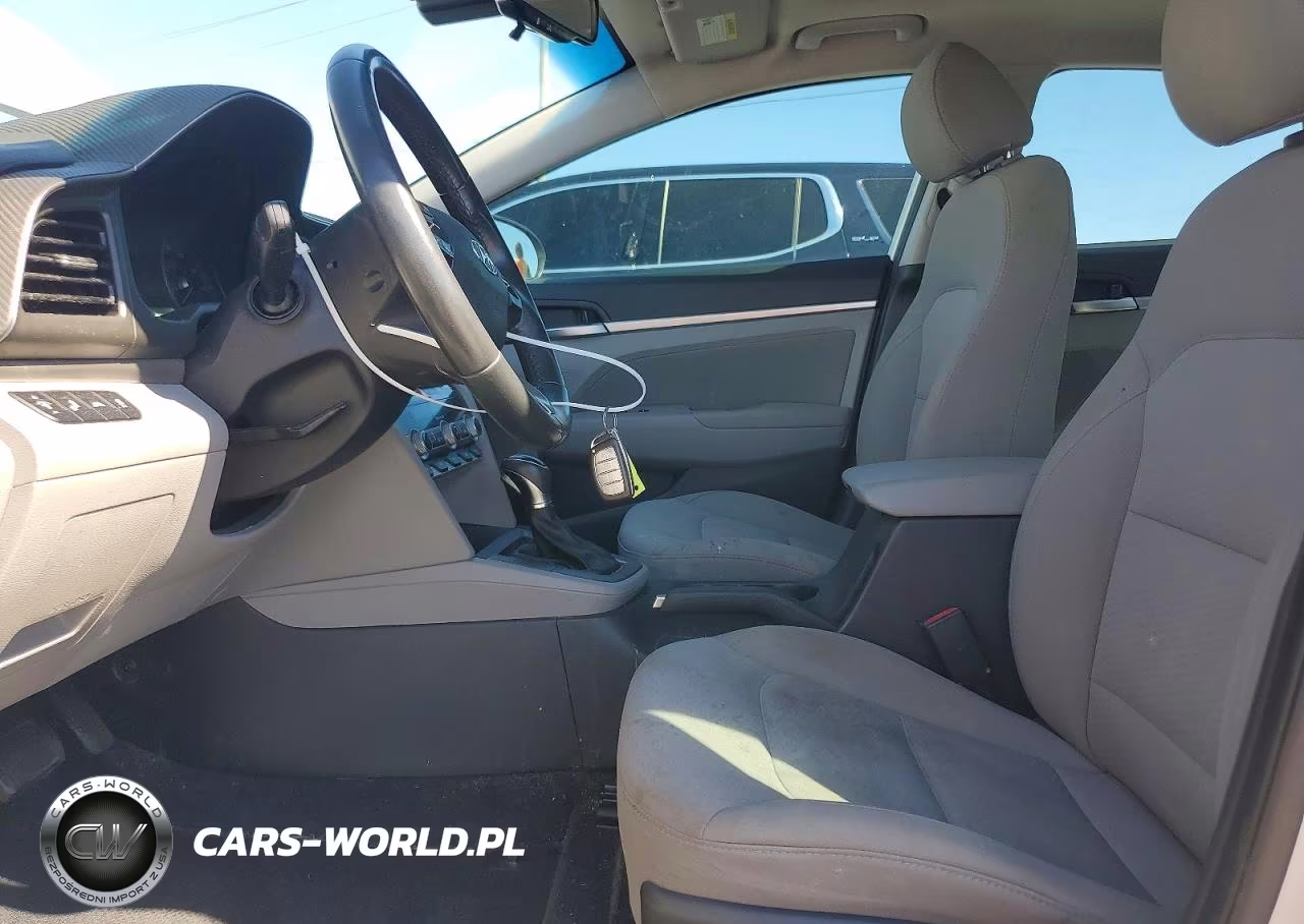 2019 Hyundai Elantra Value Edition VIN:5NPD84LF7KH446265 - 7