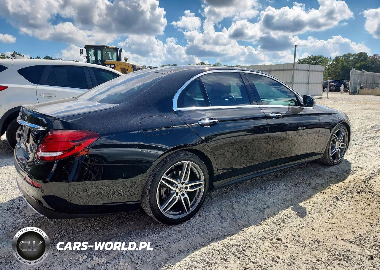 2018 Mercedes-Benz E 300 VIN:WDDZF4JB4JA388817 - 3