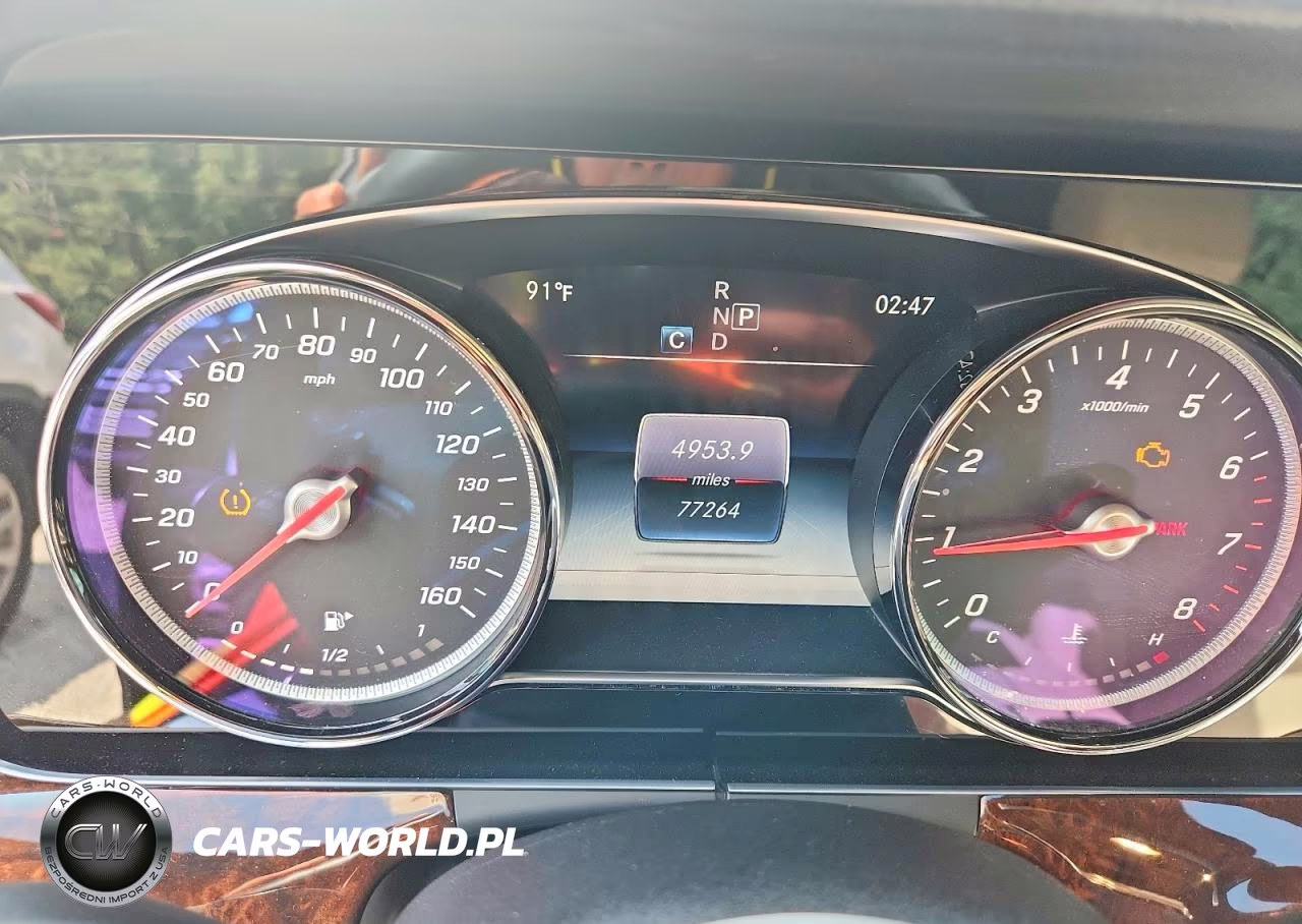 2018 Mercedes-Benz E 300 VIN:WDDZF4JB4JA388817 - 9