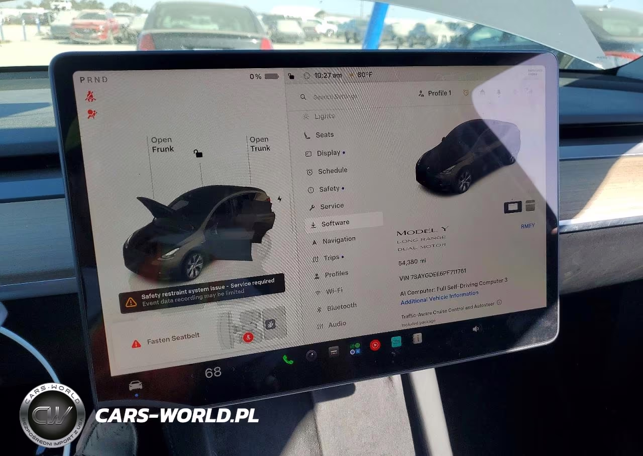 2023 Tesla Model Y VIN:7SAYGDEE6PF711761 - 9