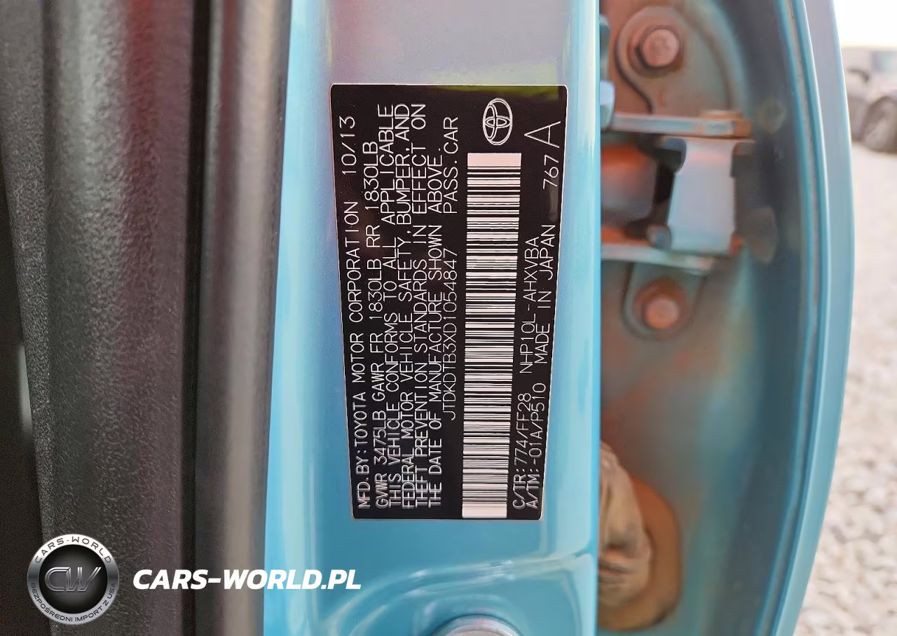 2013 Toyota Prius C Two VIN:JTDKDTB3XD1054847 - 13