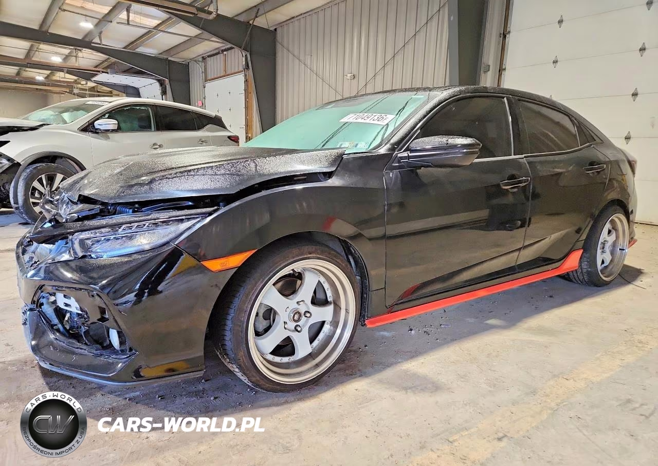 2018 Honda Civic Sport Touring VIN:SHHFK7H93JU233727 - 1