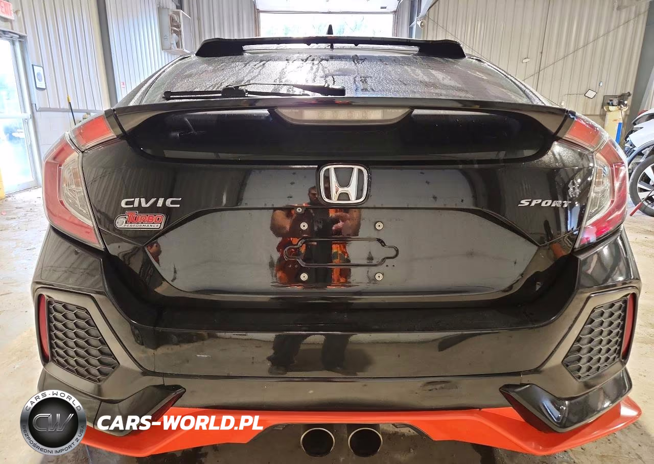 2018 Honda Civic Sport Touring VIN:SHHFK7H93JU233727 - 6