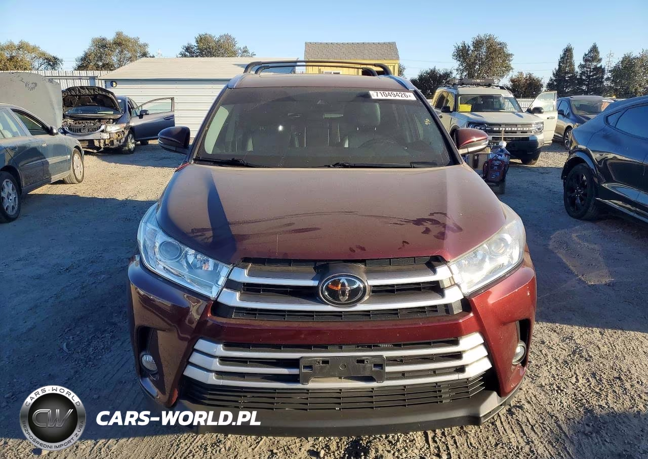 2018 Toyota Highlander Xle VIN:5TDJZRFH6JS886934 - 5