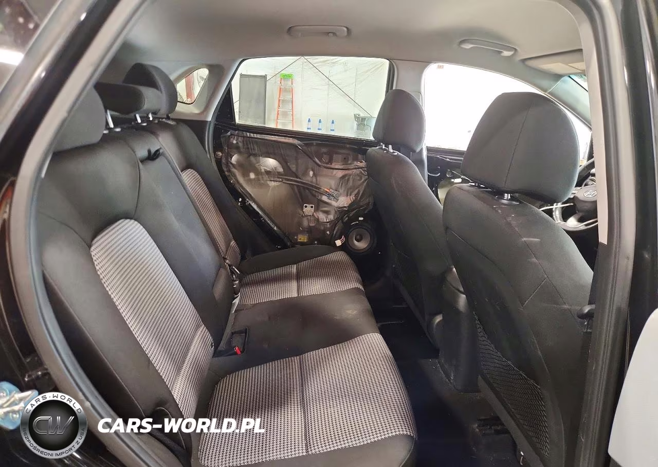 2020 Hyundai Kona Sel VIN:KM8K2CAA6LU555202 - 10