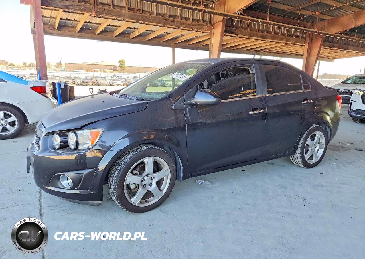 2014 Chevrolet Sonic Ltz VIN:1G1JE5SB1E4157319 - 1