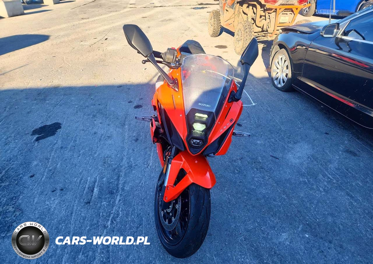 2026 Suzuki Gsx800 F VIN:JS1EM13B4T7100931 - 2