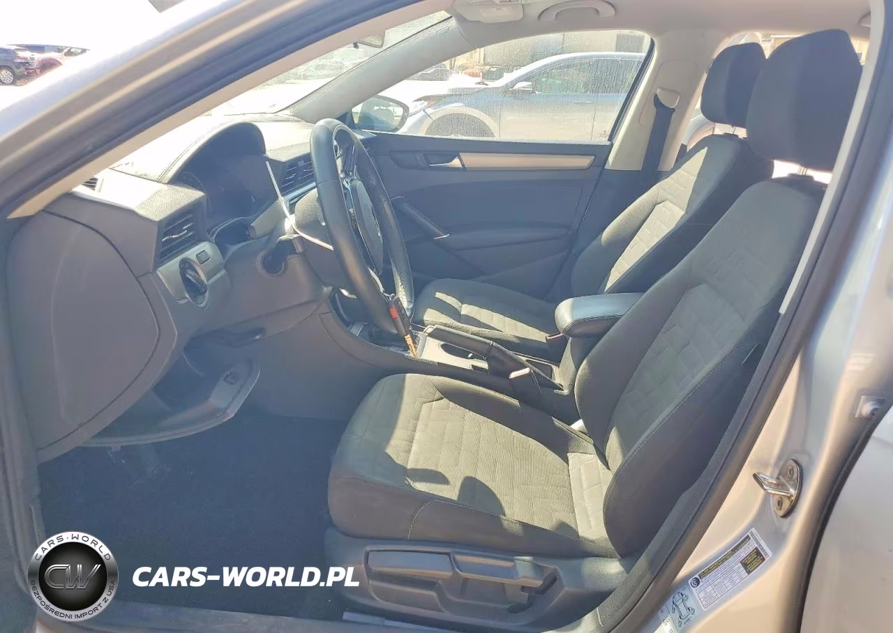 2021 Volkswagen Passat S VIN:1VWAA7A39MC004892 - 7