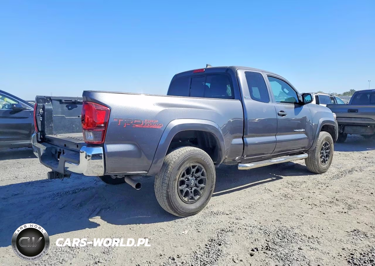 2019 Toyota Tacoma Access Cab VIN:5TFRZ5CN5KX077460 - 3