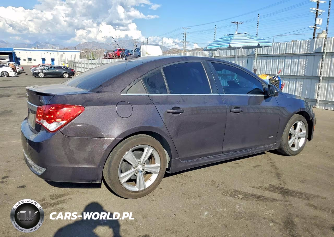 2015 Chevrolet Cruze Lt VIN:1G1PC5SB6F7297947 - 3