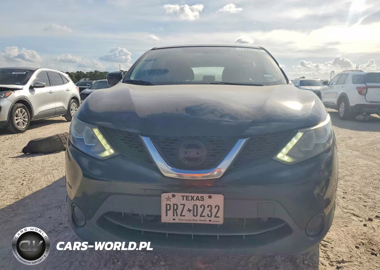 2017 Nissan Rogue Sport S VIN:JN1BJ1CP7HW029365 - 5