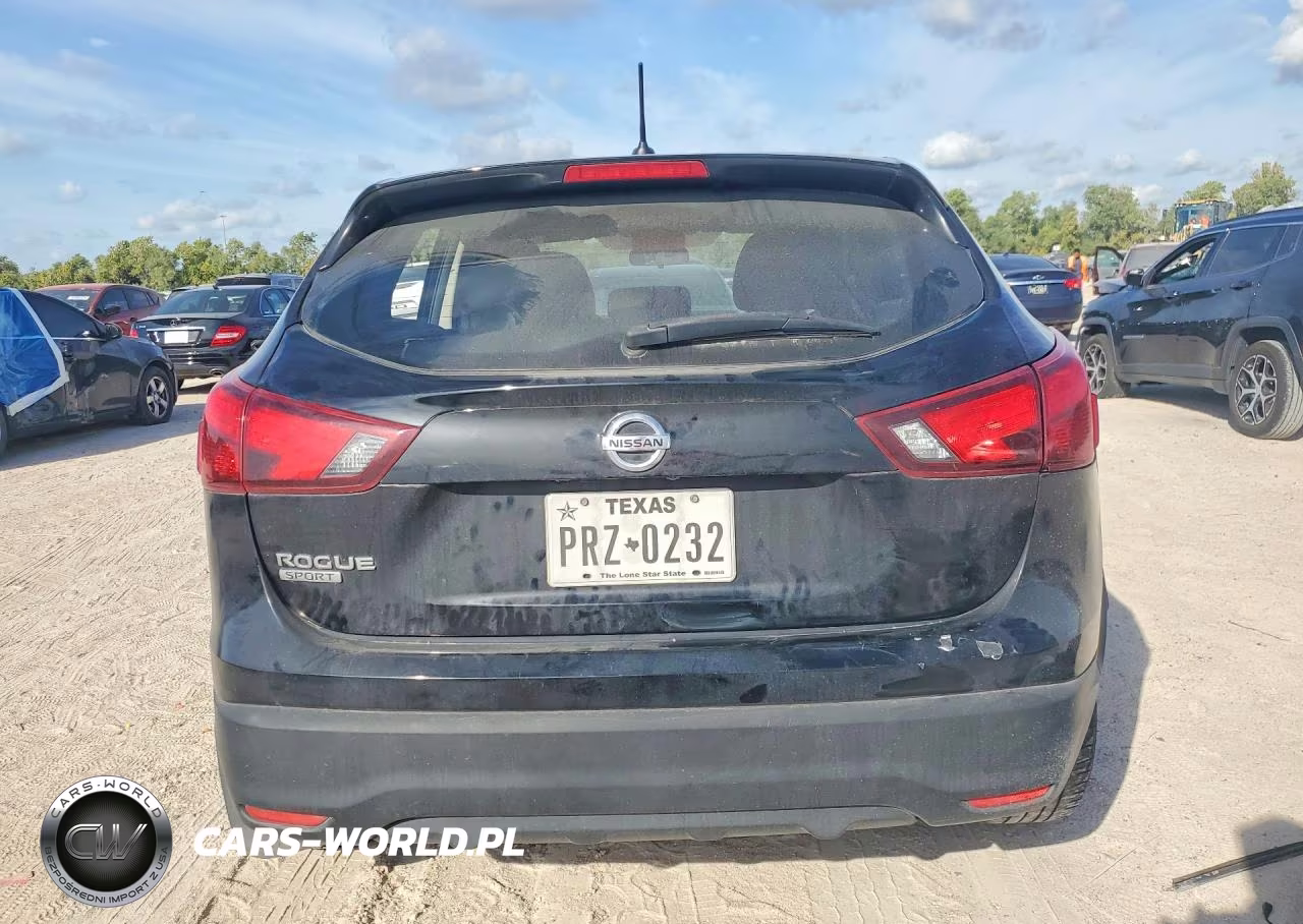 2017 Nissan Rogue Sport S VIN:JN1BJ1CP7HW029365 - 6