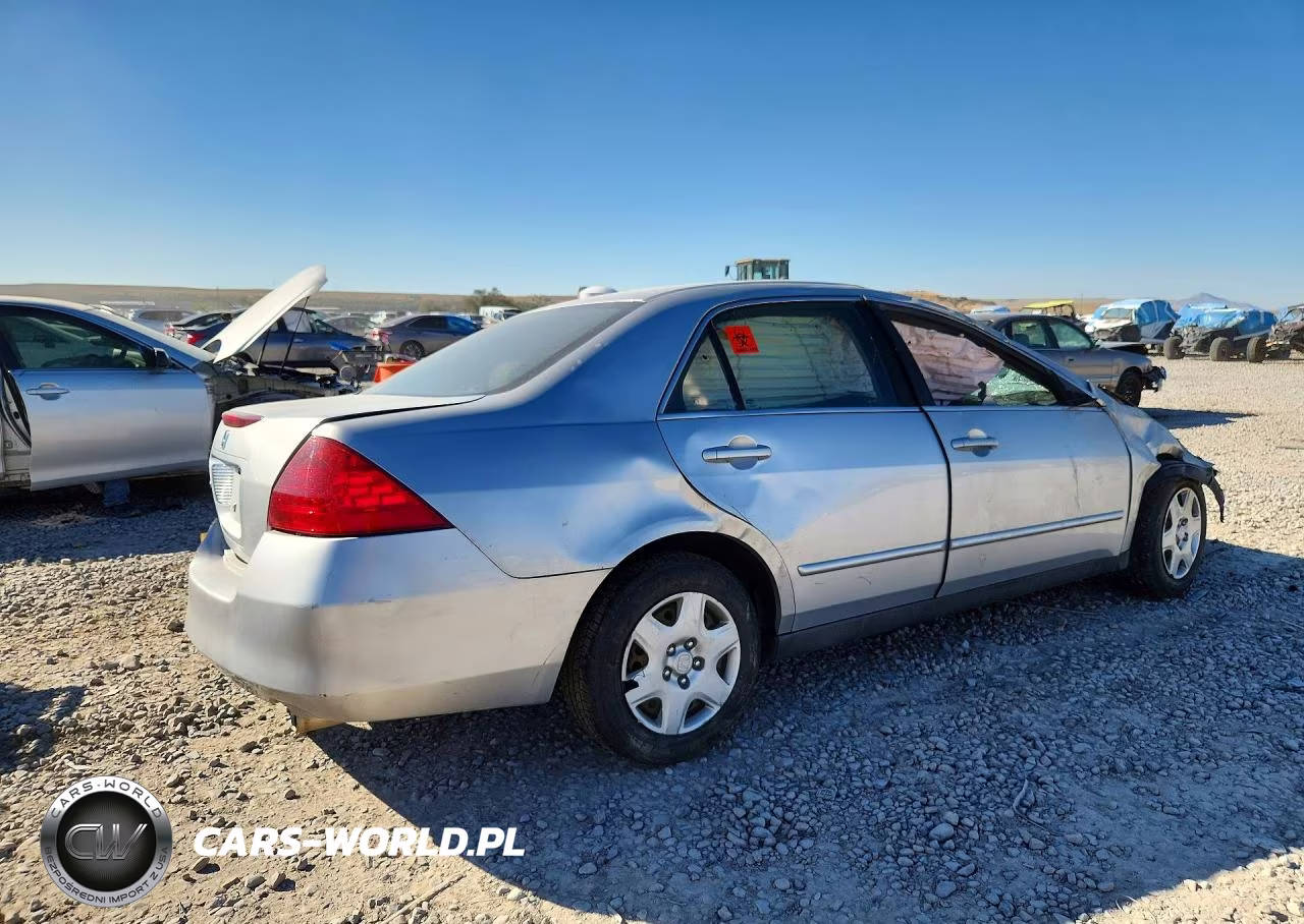 2007 Honda Accord Lx VIN:1HGCM564X7A100010 - 3