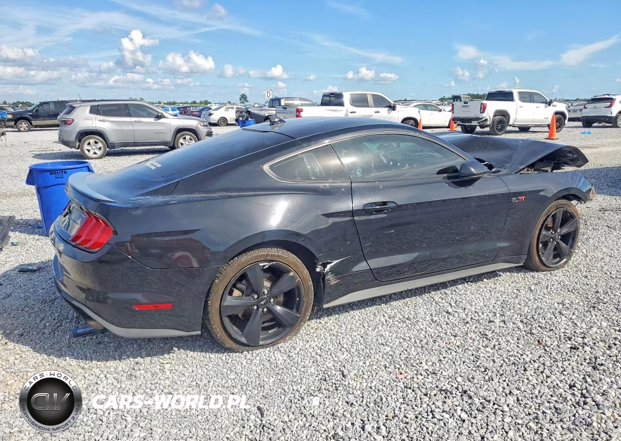 2021 Ford Mustang VIN:1FA6P8TH5M5147015 - 3