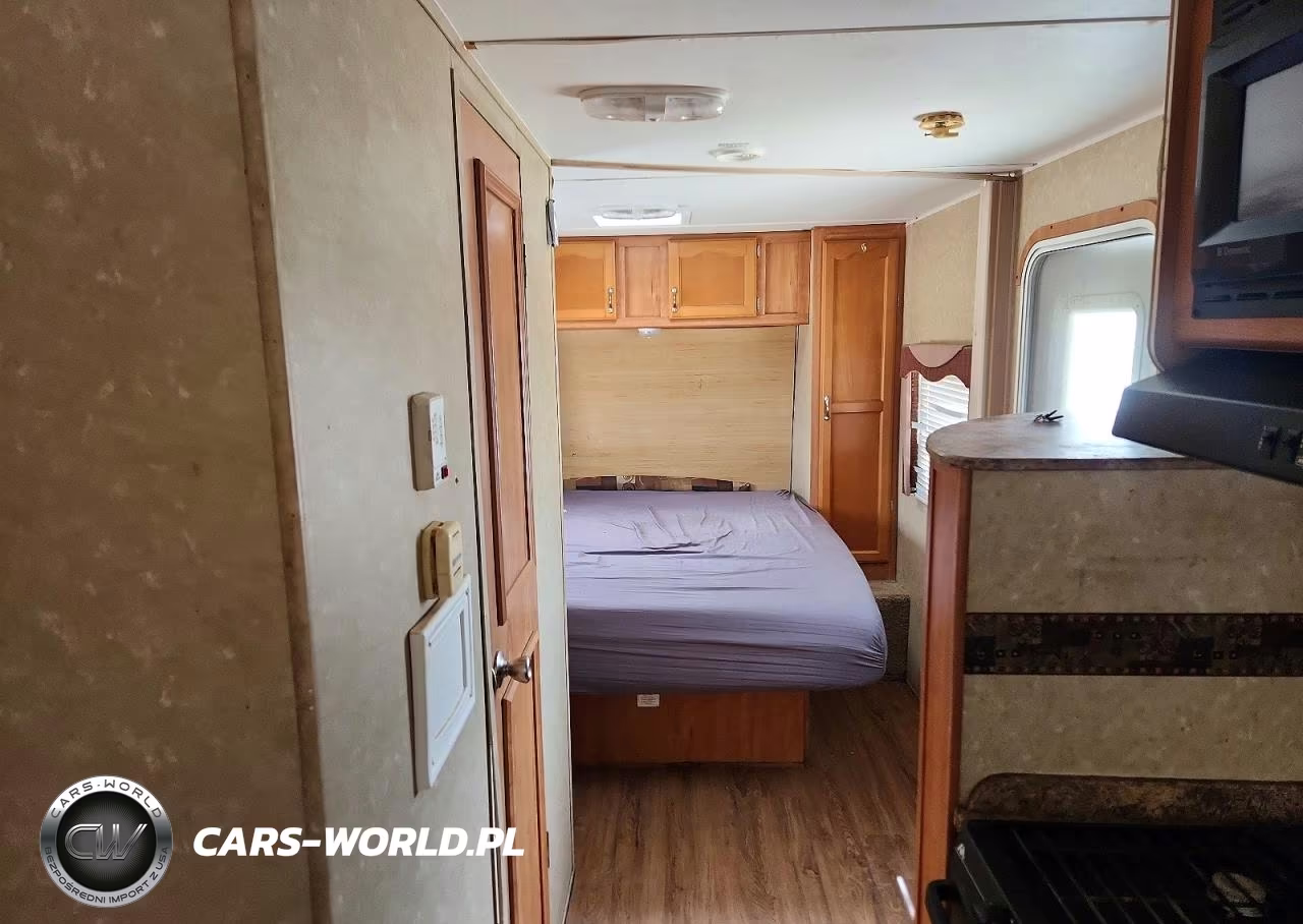 2010 Gulf Stream Recreational Vehicle (Rv) VIN:1NL1GTK22A1100879 - 5