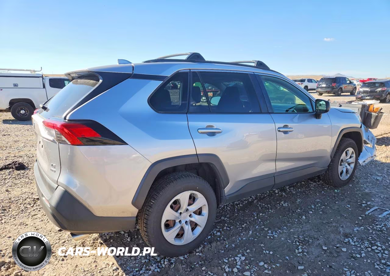 2019 Toyota Rav4 Le VIN:JTMF1RFVXKJ019134 - 3