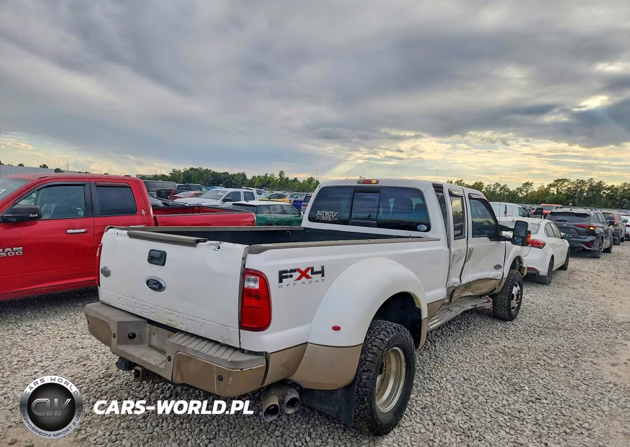 2011 Ford F350 Super Duty VIN:1FT8W3DTXBEC15107 - 3