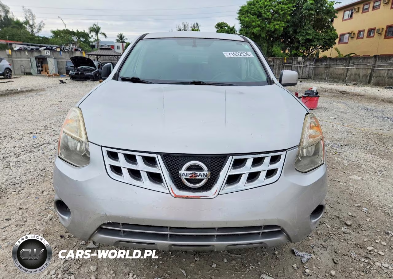 2013 Nissan Rogue S VIN:JN8AS5MT4DW528695 - 5