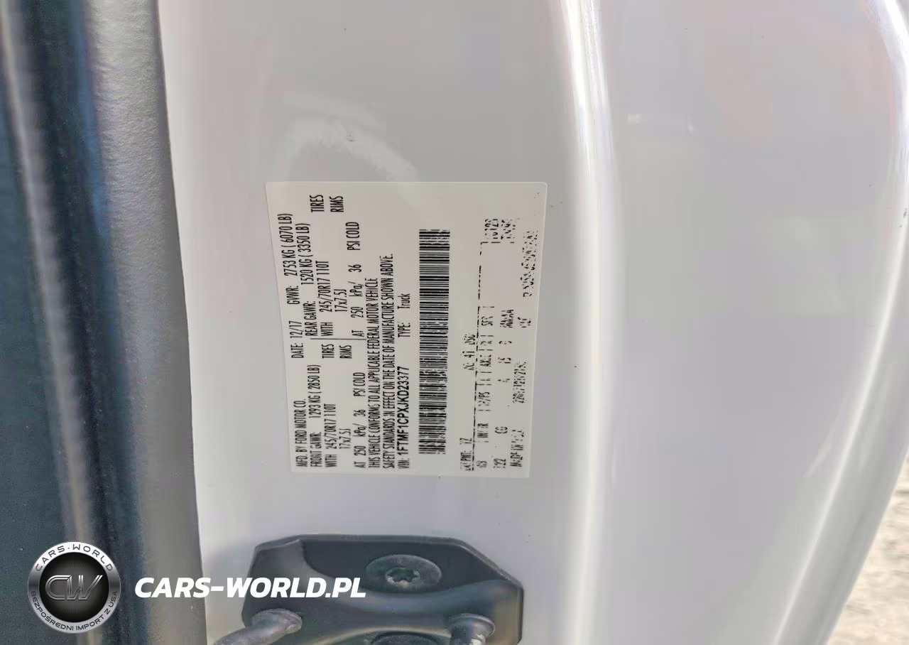 2018 Ford F150 VIN:1FTMF1CPXJKD23377 - 12