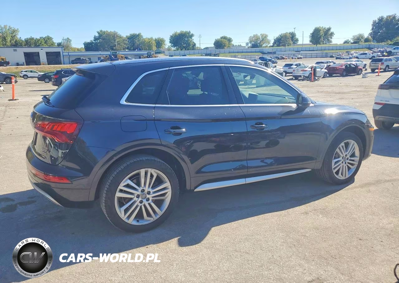 2018 Audi Q5 Premium Plus VIN:WA1BNAFY7J2166397 - 3