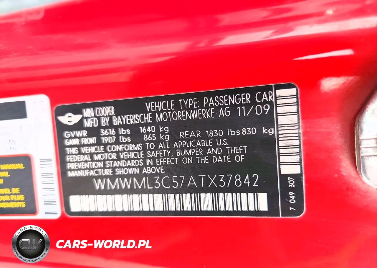 2010 Mini Cooper Clubman VIN:WMWML3C57ATX37842 - 13