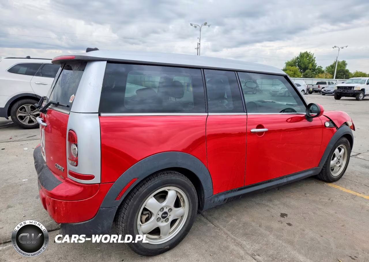 2010 Mini Cooper Clubman VIN:WMWML3C57ATX37842 - 3