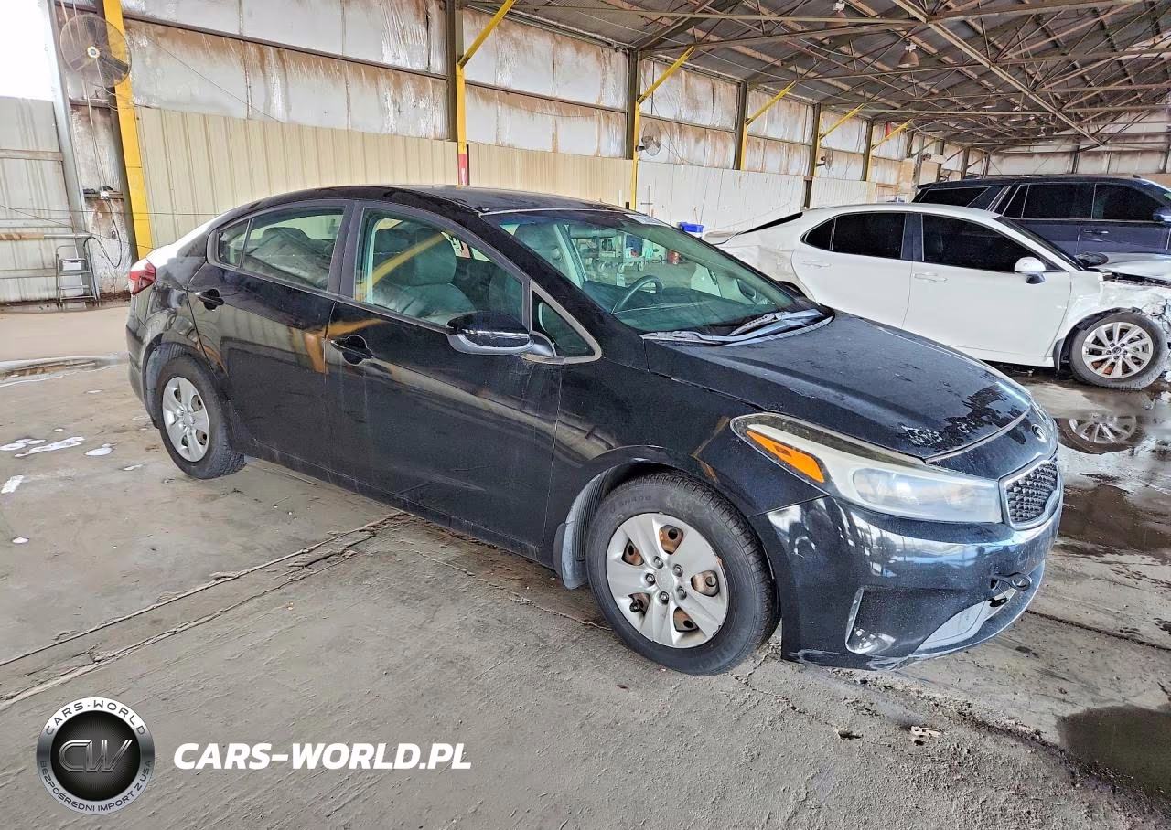 2017 Kia Forte Lx VIN:3KPFK4A73HE037943 - 4