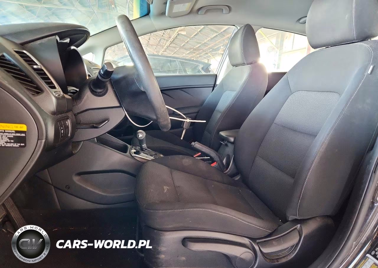 2017 Kia Forte Lx VIN:3KPFK4A73HE037943 - 7
