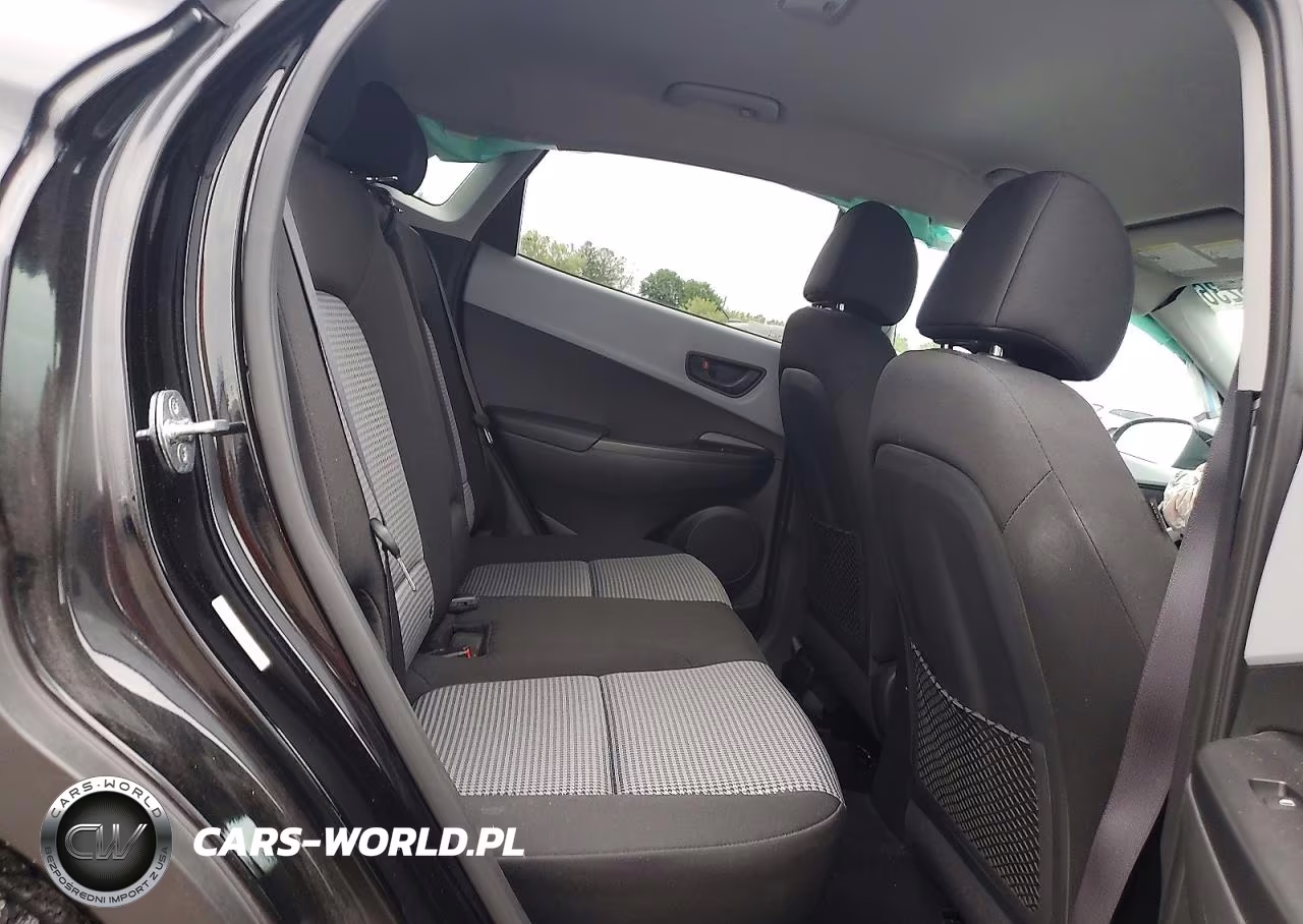 2020 Hyundai Kona Sel VIN:KM8K2CAA5LU567440 - 10