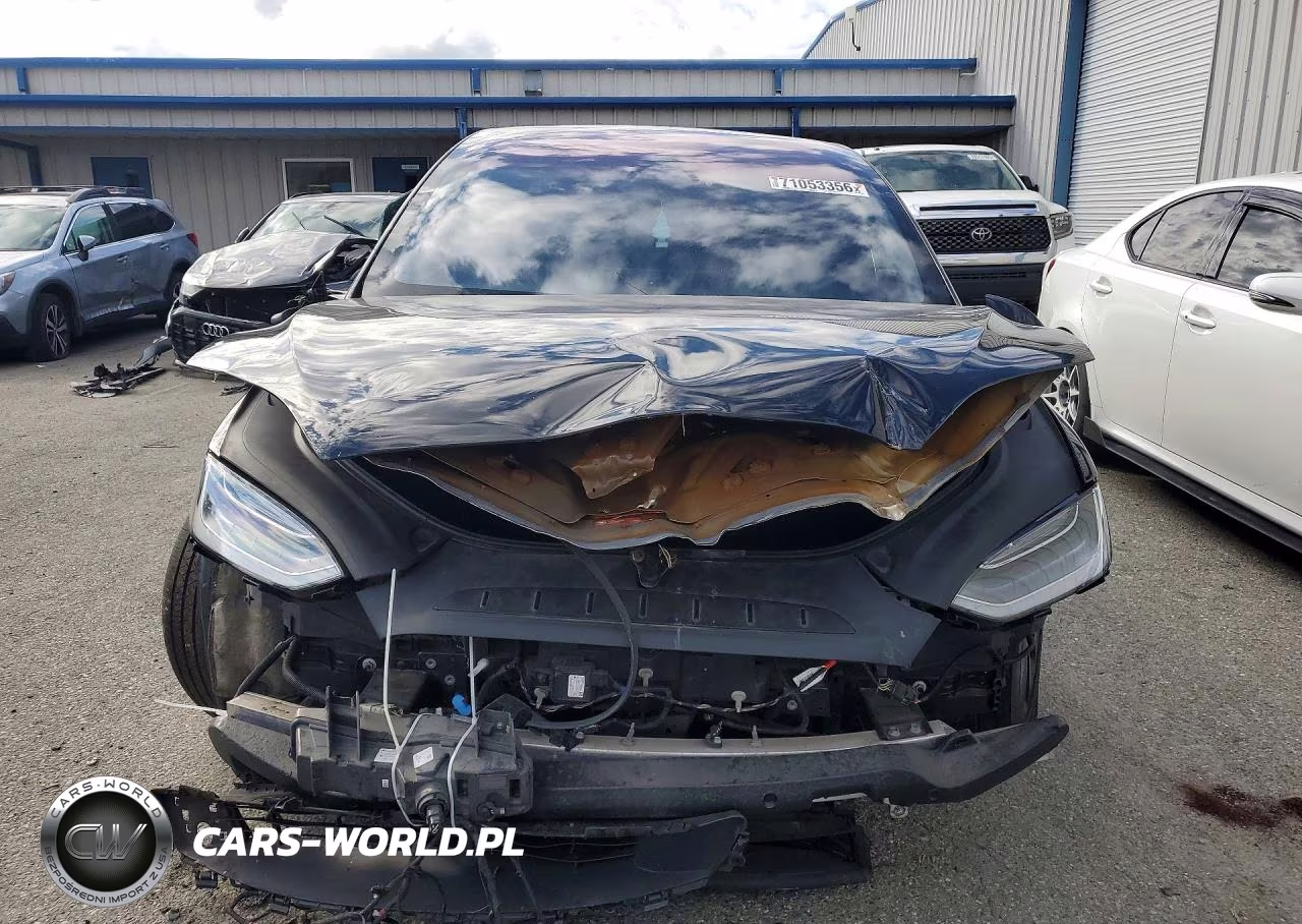 2022 Tesla Model X VIN:7SAXCBE53NF335321 - 5
