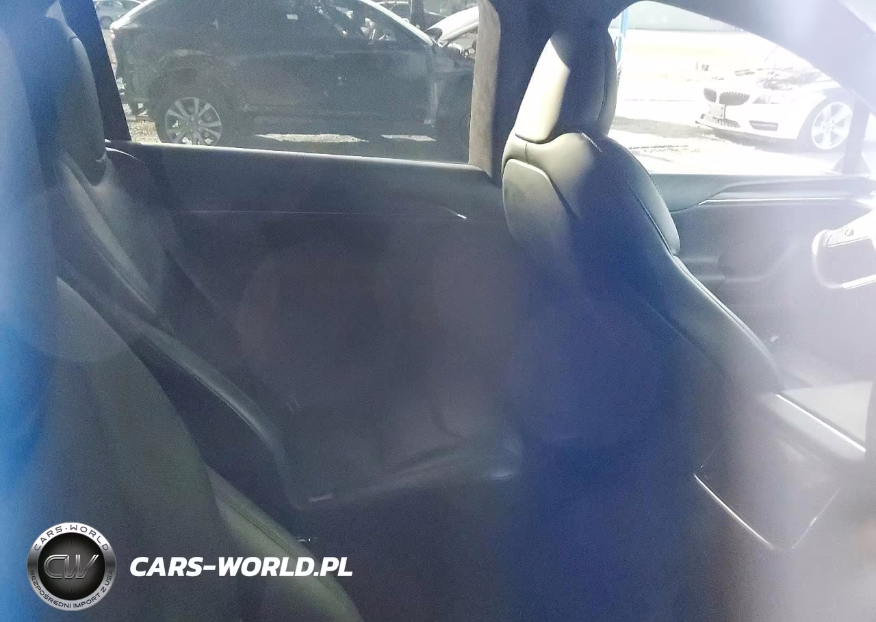 2022 Tesla Model X VIN:7SAXCBE53NF335321 - 8