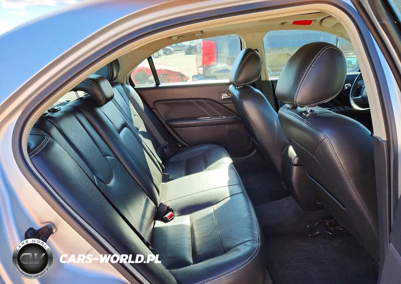 2011 Ford Fusion Sport VIN:3FAHP0KC2BR341351 - 10
