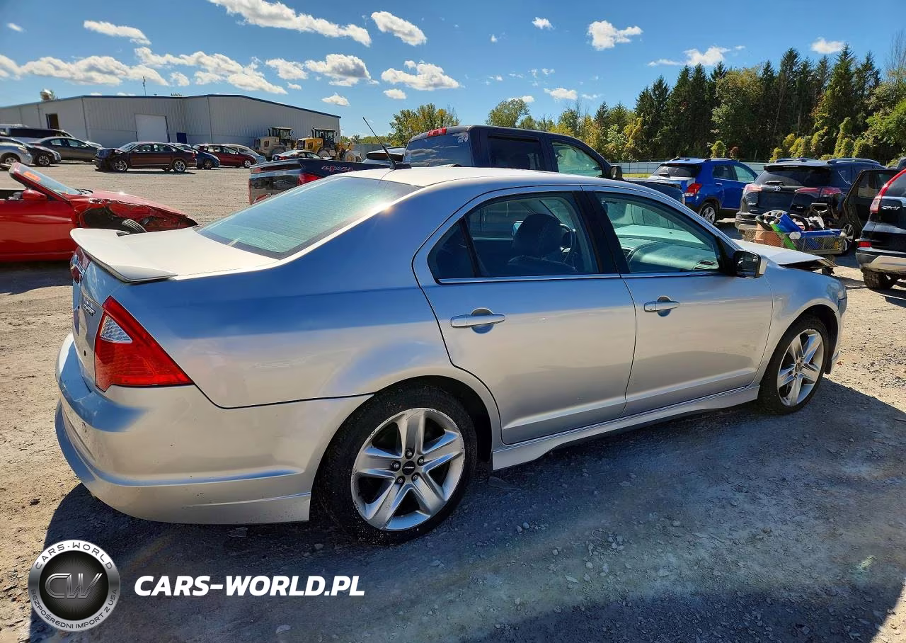 2011 Ford Fusion Sport VIN:3FAHP0KC2BR341351 - 3