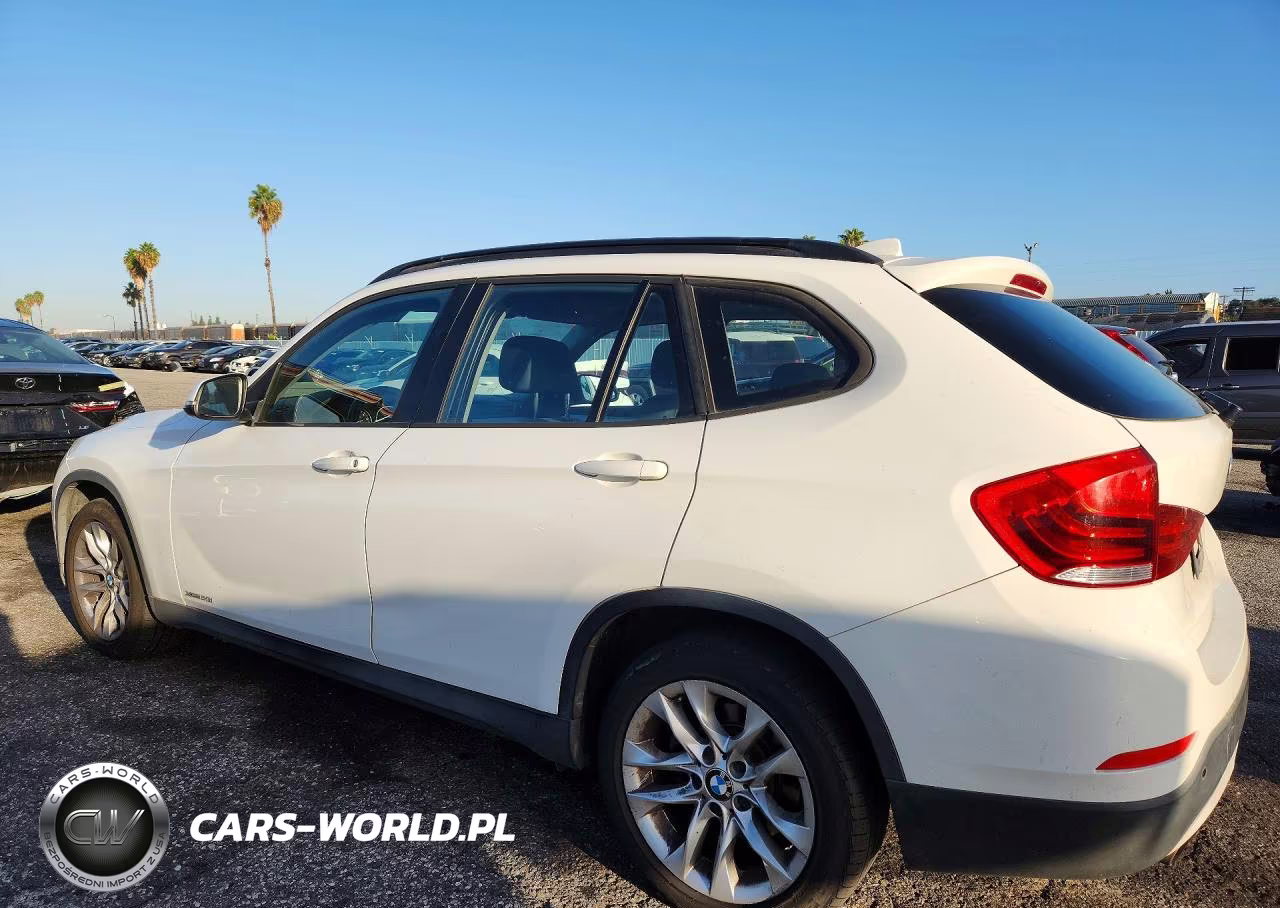 2015 BMW X1 xDrive28I VIN:WBAVL1C50FVY30903 - 2