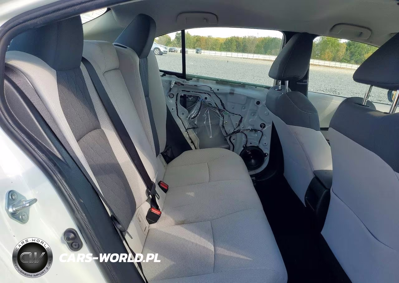 2020 Toyota Corolla Le VIN:JTDEBRBE7LJ029006 - 10