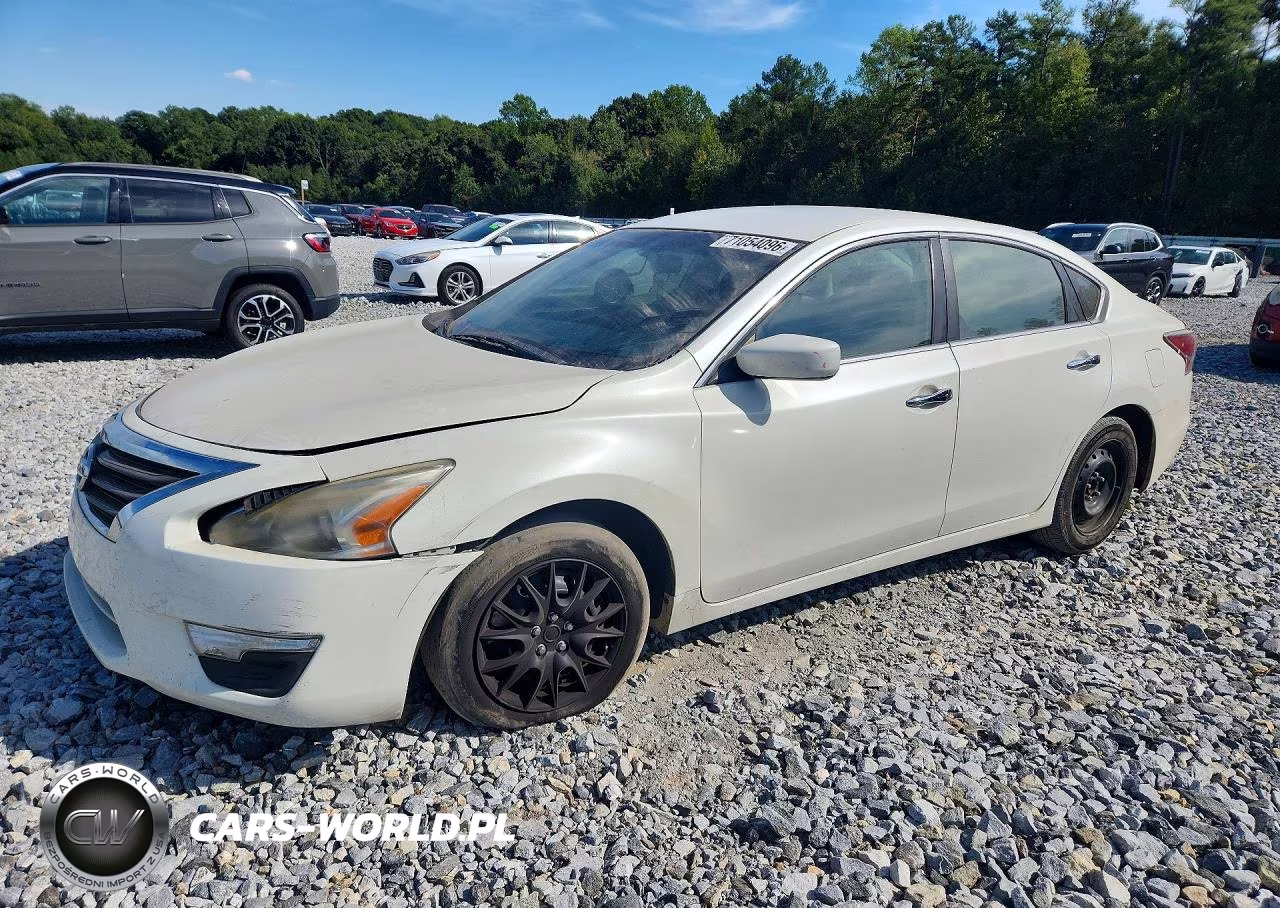 2015 Nissan Altima 2.5 S – zdjęcie 1 z 13