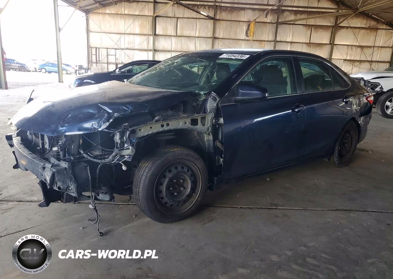 2015 Toyota Camry Le