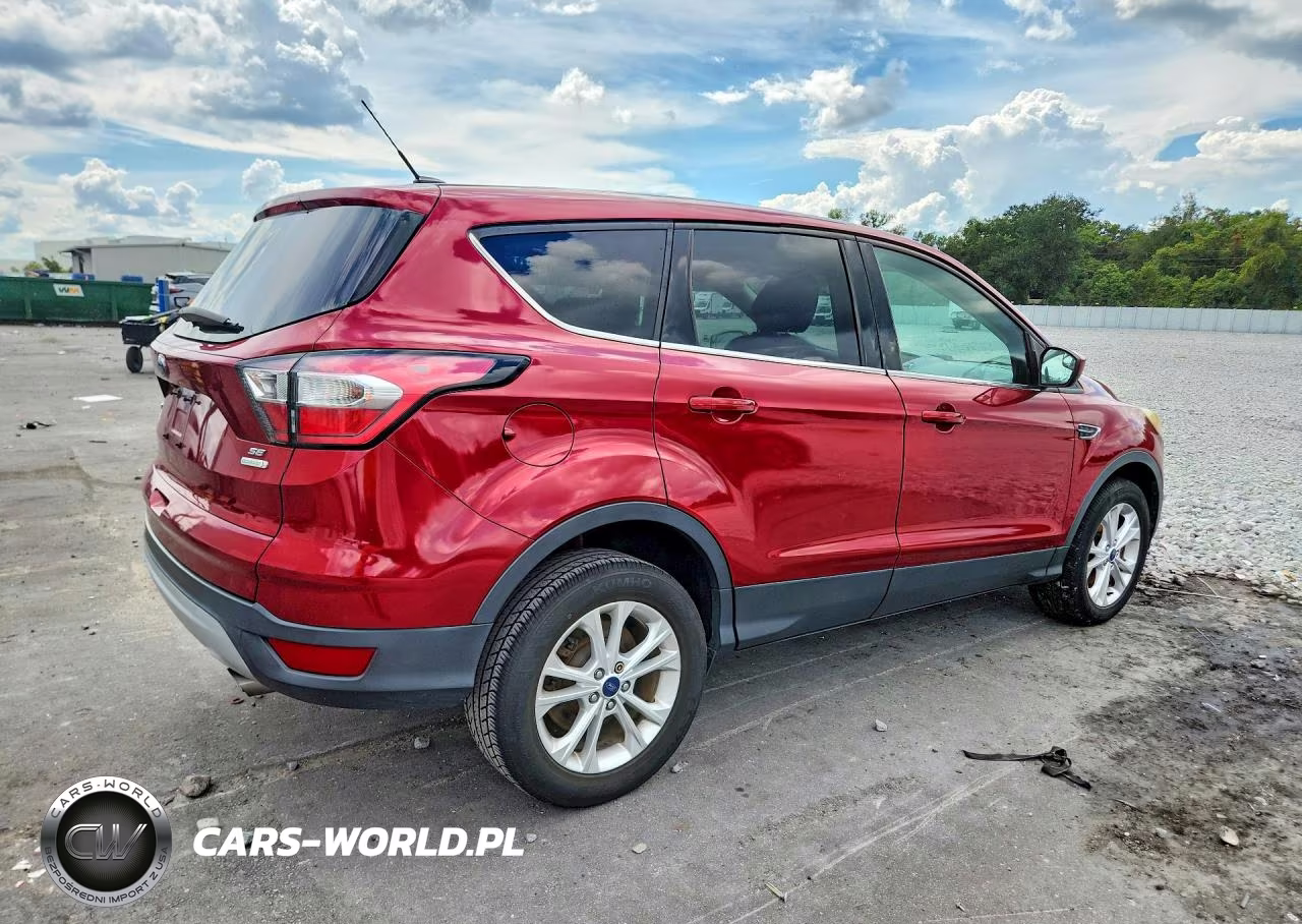 2017 Ford Escape Se VIN:1FMCU0GD1HUB99599 - 3