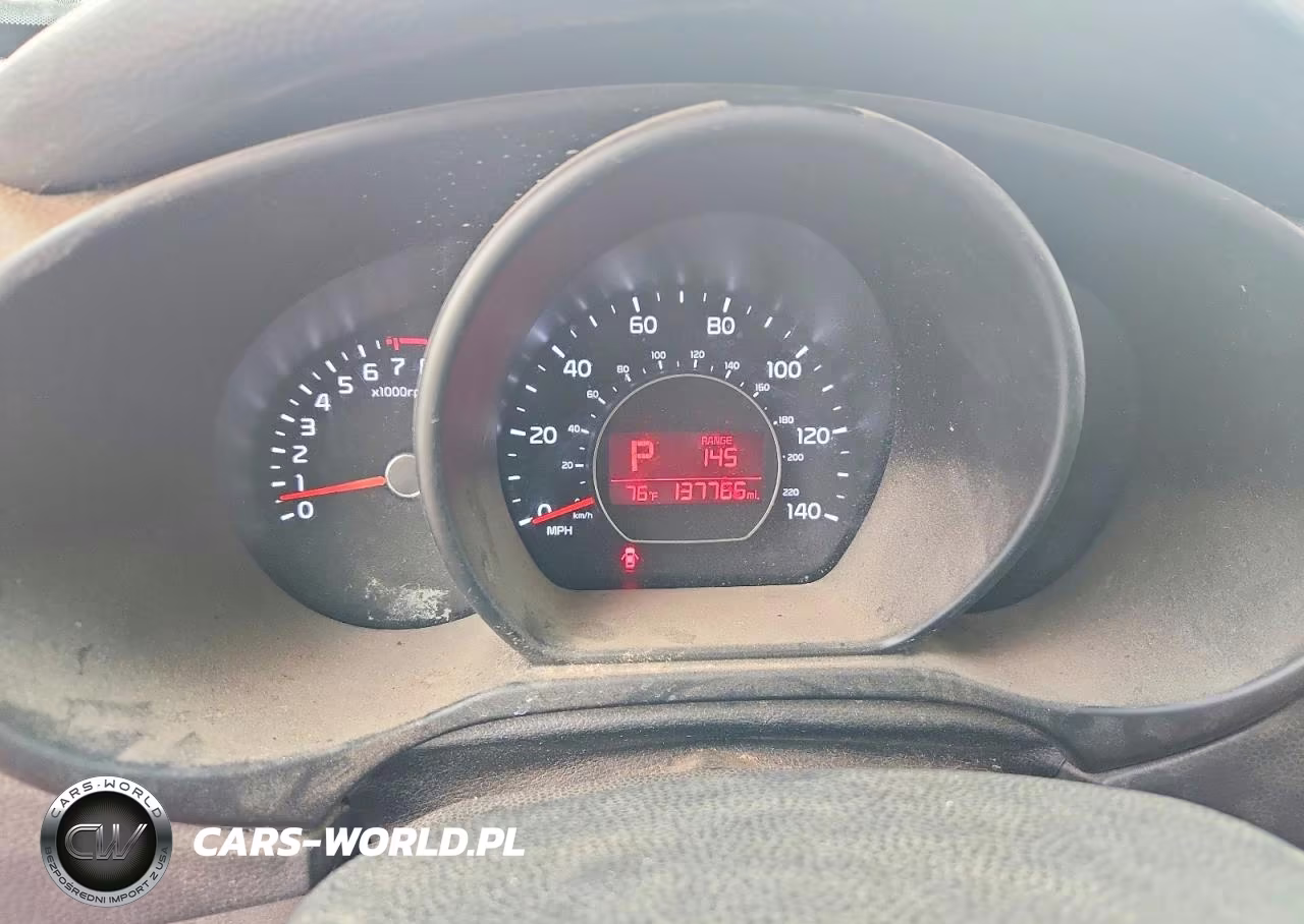 2016 Kia Soul + VIN:KNDJP3A56G7316094 - 9