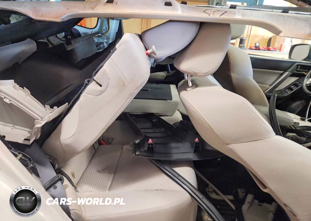 2015 Subaru Forester 2.5I Premium VIN:JF2SJADC8FH589472 - 10